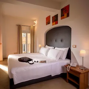 https://suite-artis-barberini.it-romehotels.com